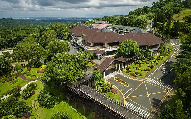 The Sports Center at Tagaytay Highlands